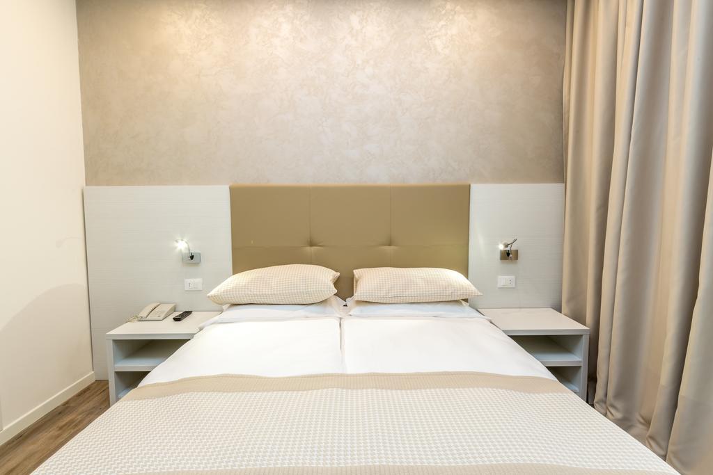 Hotel Touring Jesolo Extérieur photo
