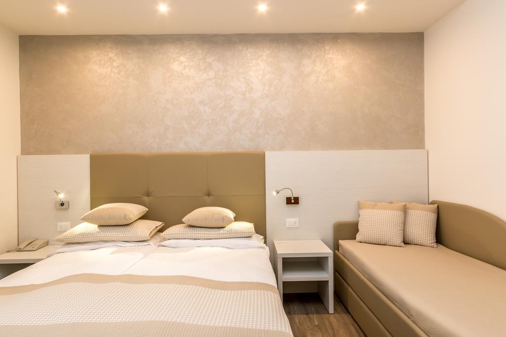 Hotel Touring Jesolo Extérieur photo